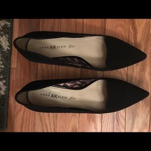 Black Anne Klein heels